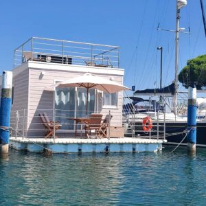 anfora-grado-floating-resort-interno-casa-galleggiante-6